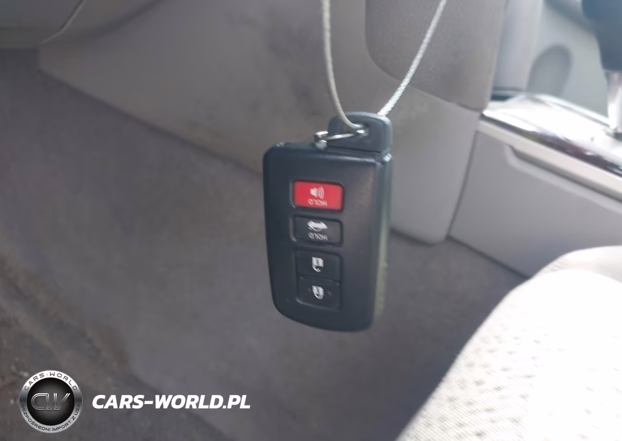 2012 Toyota Camry Xle VIN:4T4BF1FK2CR215402 - 11