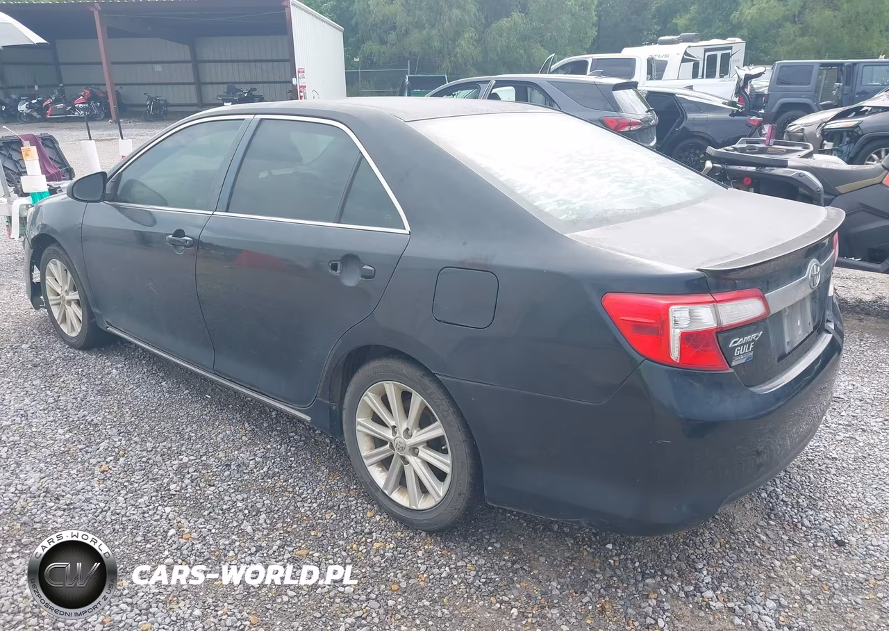 2012 Toyota Camry Xle VIN:4T4BF1FK2CR215402 - 3