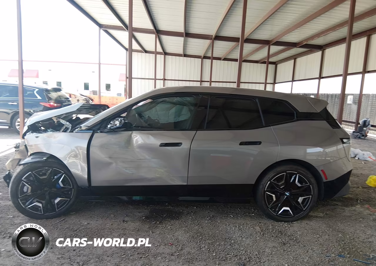 2025 BMW Ix xDrive50 VIN:WB523CF03SCS28757 - 13