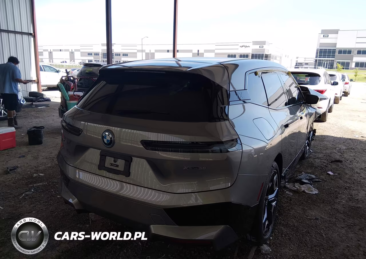 2025 BMW Ix xDrive50 VIN:WB523CF03SCS28757 - 4