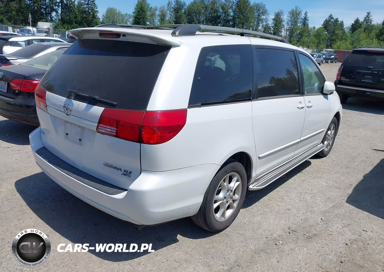 2005 Toyota Sienna Xle VIN:5TDBA22C75S041206 - 4