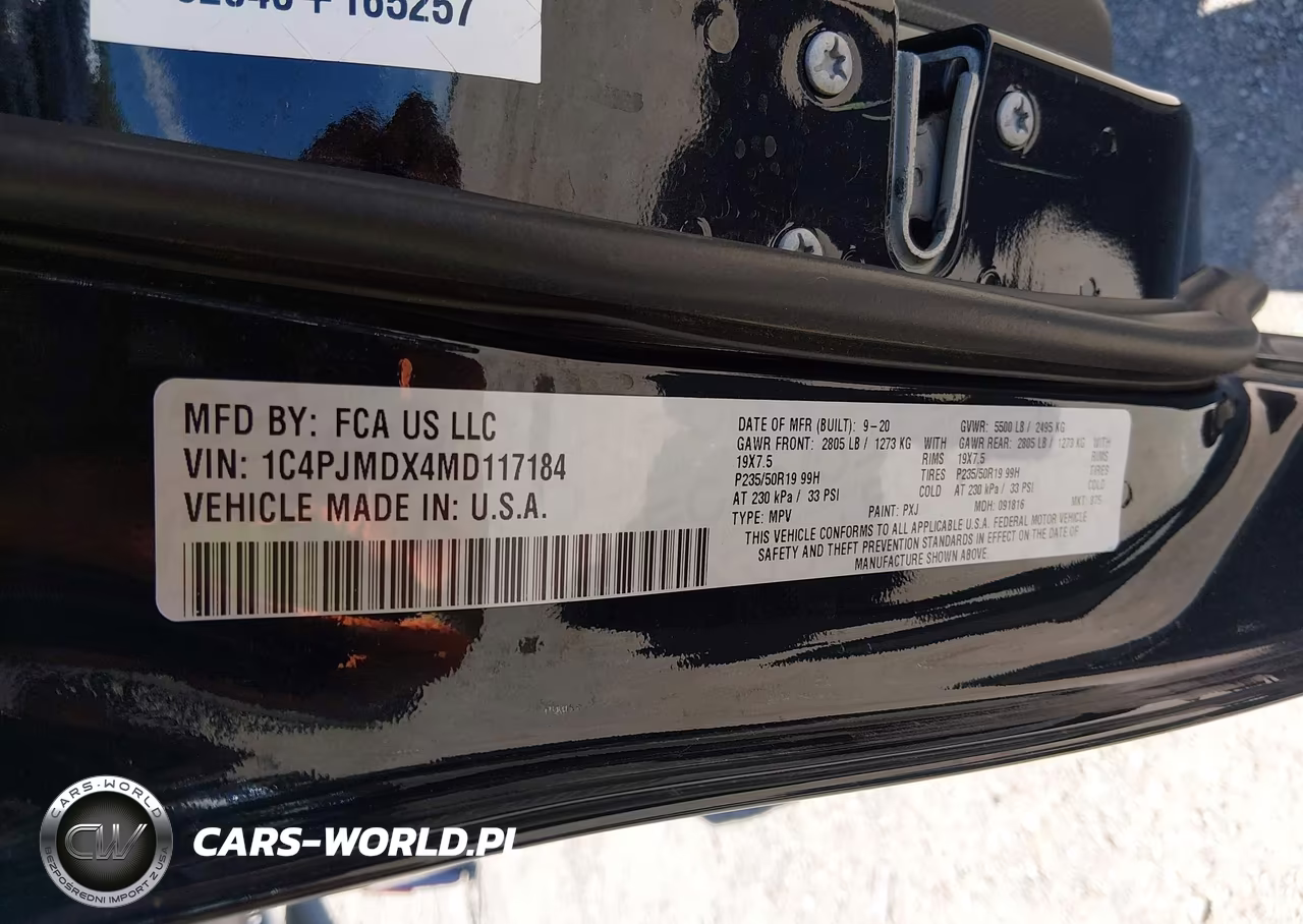2021 Jeep Cherokee Limited 4X4 VIN:1C4PJMDX4MD117184 - 9