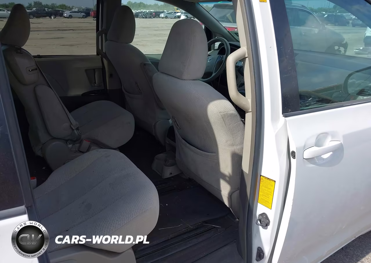 2012 Toyota Sienna Le V6 8 Passenger VIN:5TDKK3DC1CS223786 - 8