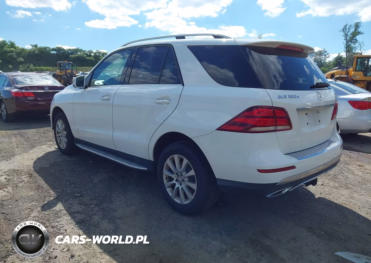 2016 Mercedes-Benz Gle 300D 4Matic VIN:4JGDA0EB1GA664722 - 3