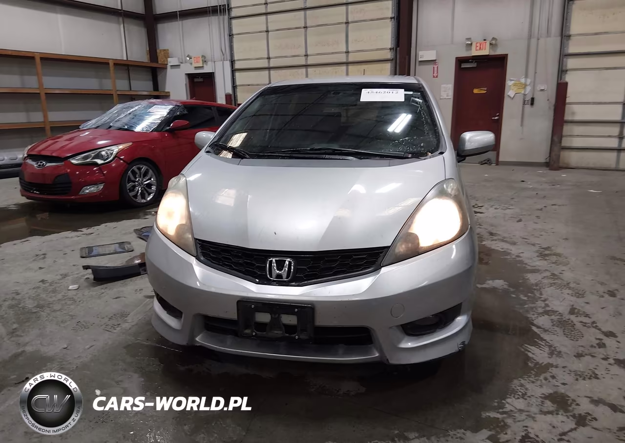 2012 Honda Fit Sport VIN:JHMGE8H50CC034794 - 12