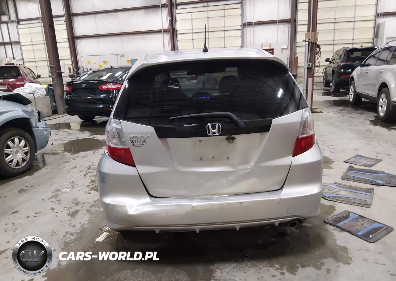 2012 Honda Fit Sport VIN:JHMGE8H50CC034794 - 6