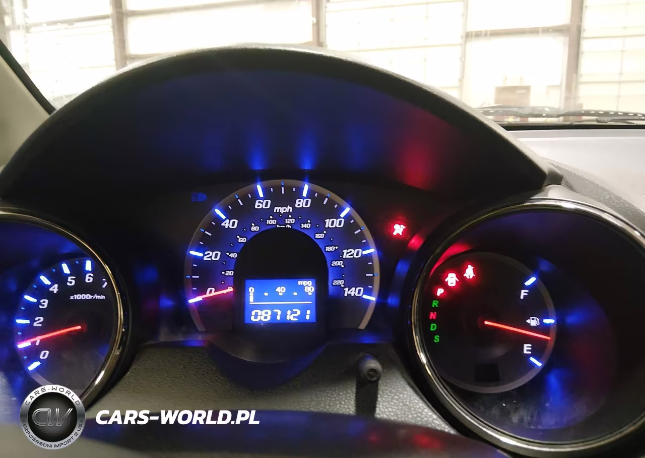 2012 Honda Fit Sport VIN:JHMGE8H50CC034794 - 7