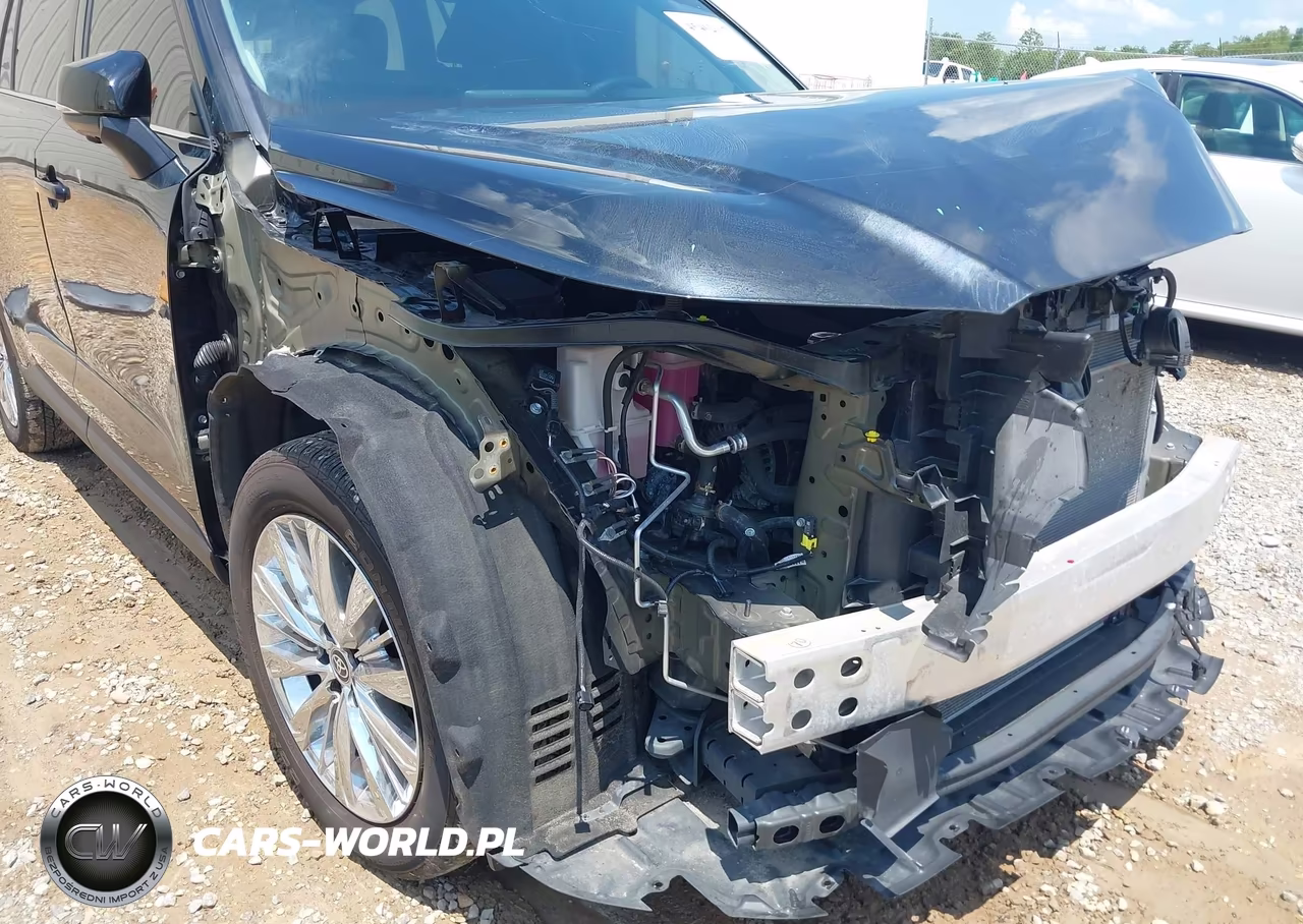 2024 Toyota Grand Highlander Platinum VIN:5TDAAAB58RS000094 - 18