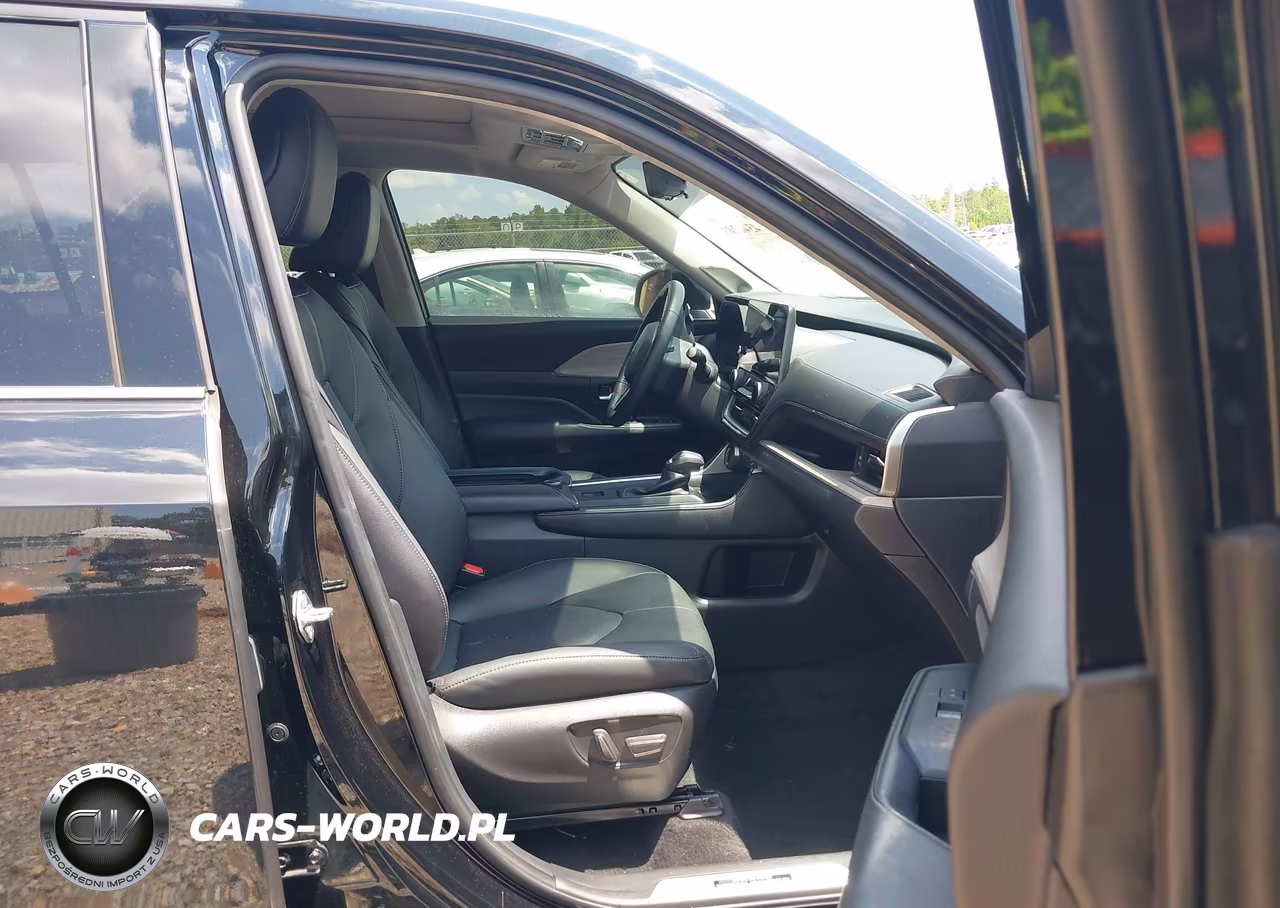 2024 Toyota Grand Highlander Platinum VIN:5TDAAAB58RS000094 - 5