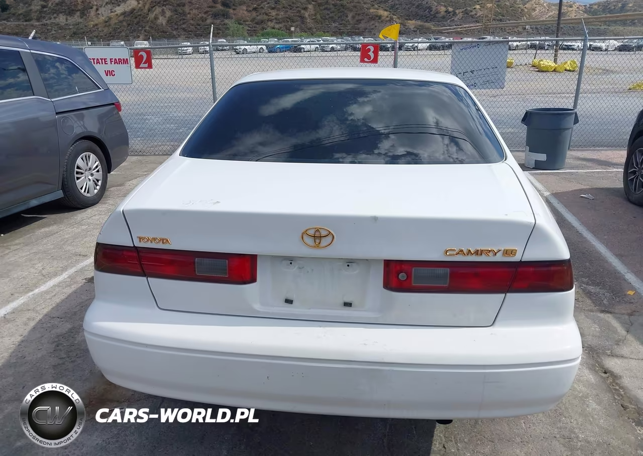 1998 Toyota Camry Le VIN:JT2BG22K2W0154662 - 16