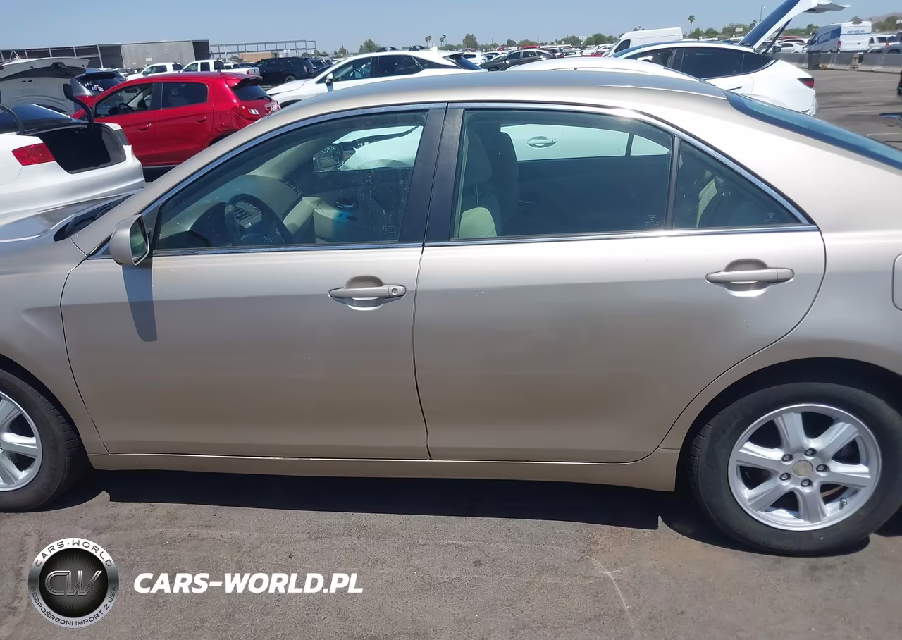 2009 Toyota Camry Le VIN:4T1BE46K69U405131 - 15