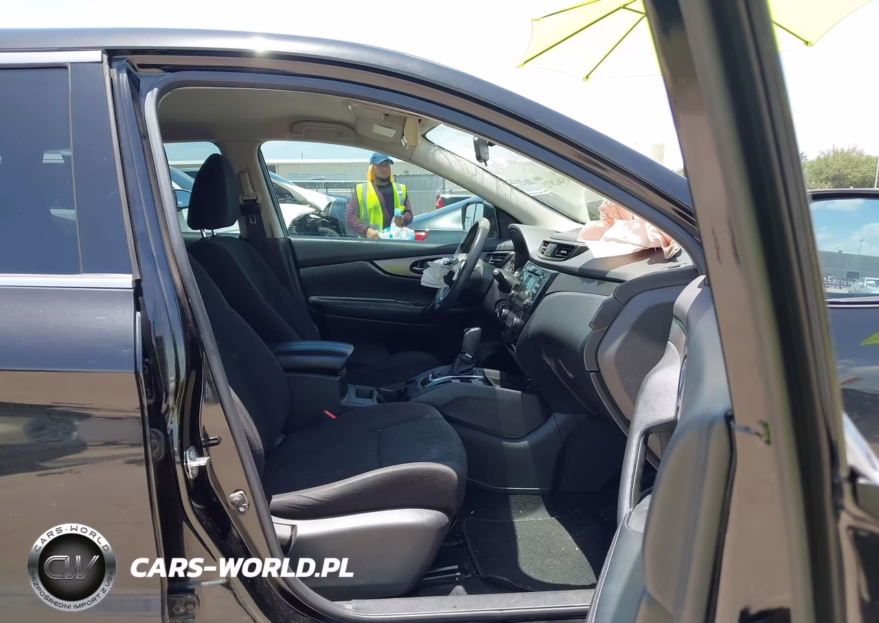 2018 Nissan Rogue Sport S VIN:JN1BJ1CP8JW184447 - 5