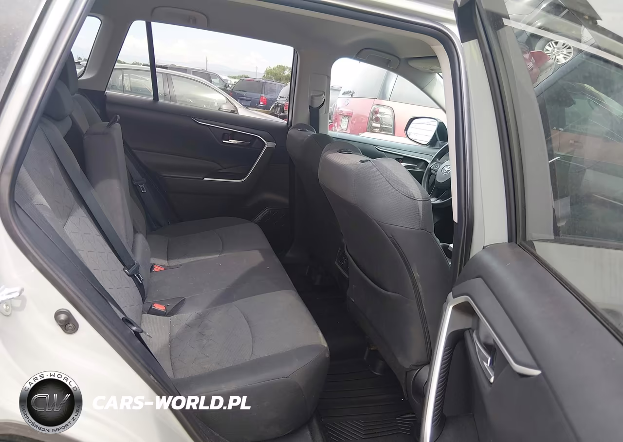 2021 Toyota Rav4 Xle VIN:2T3P1RFVXMW212005 - 8