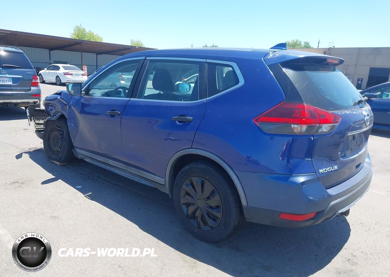 2018 Nissan Rogue S VIN:KNMAT2MT2JP568206 - 3