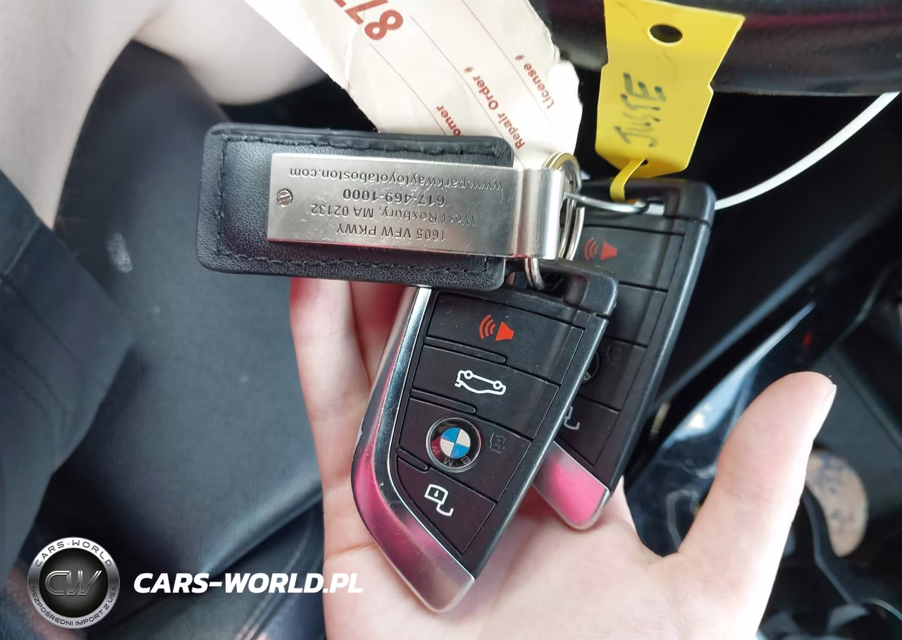 2021 BMW X3 xDrive30I VIN:5UXTY5C01M9G83926 - 11