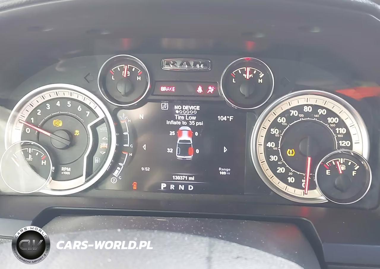 2017 Ram 1500 Sport 4X2 6'4 Box VIN:1C6RR6UT7HS610196 - 7
