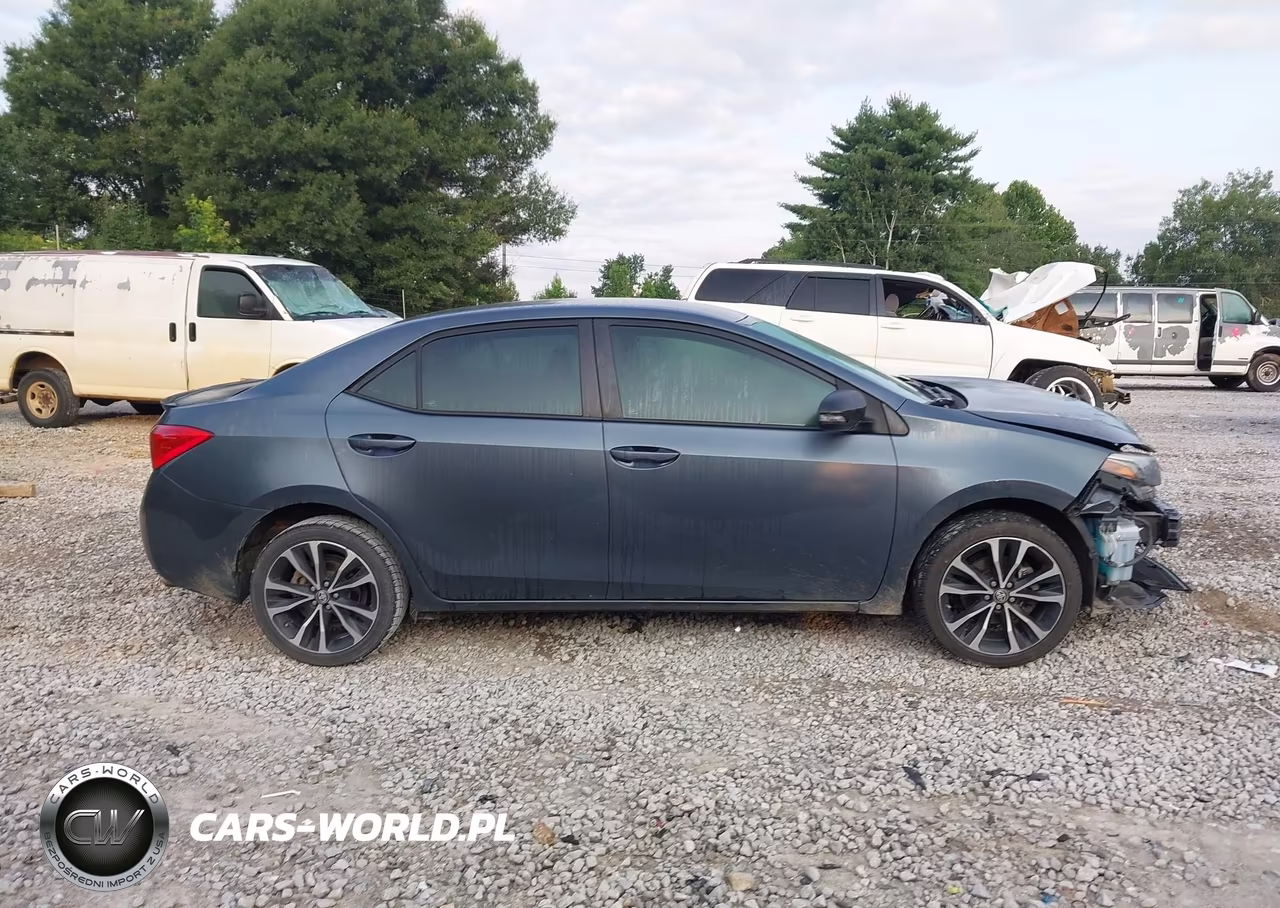 2018 Toyota Corolla Se VIN:5YFBURHE6JP797850 - 13