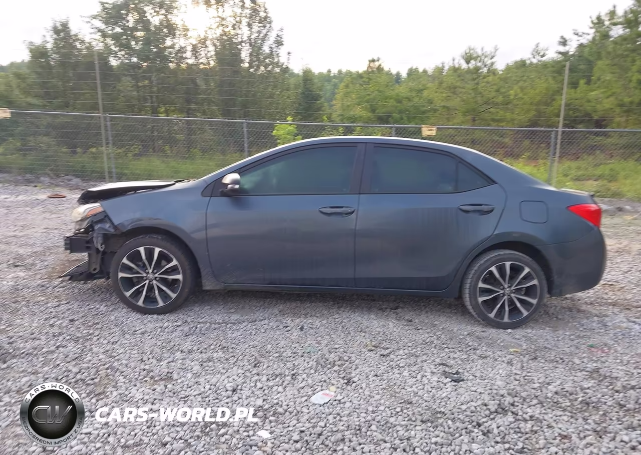 2018 Toyota Corolla Se VIN:5YFBURHE6JP797850 - 14