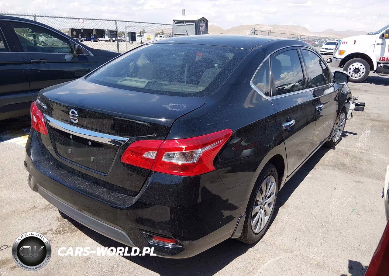 2016 Nissan Sentra S VIN:3N1AB7AP3GY272967 - 4
