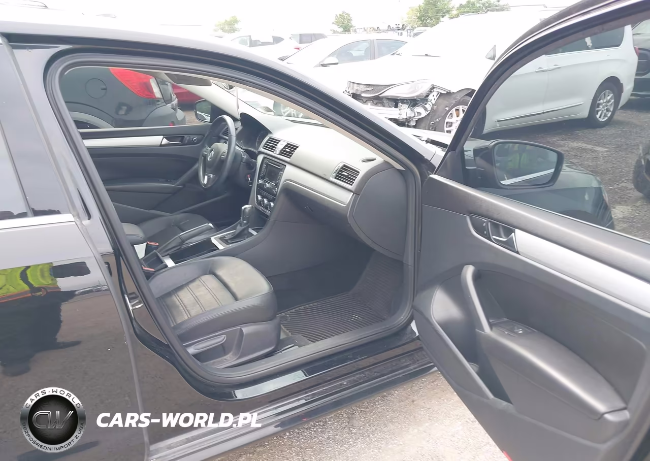 2012 Volkswagen Passat 3.6L V6 Se VIN:1VWBM7A3XCC075108 - 5