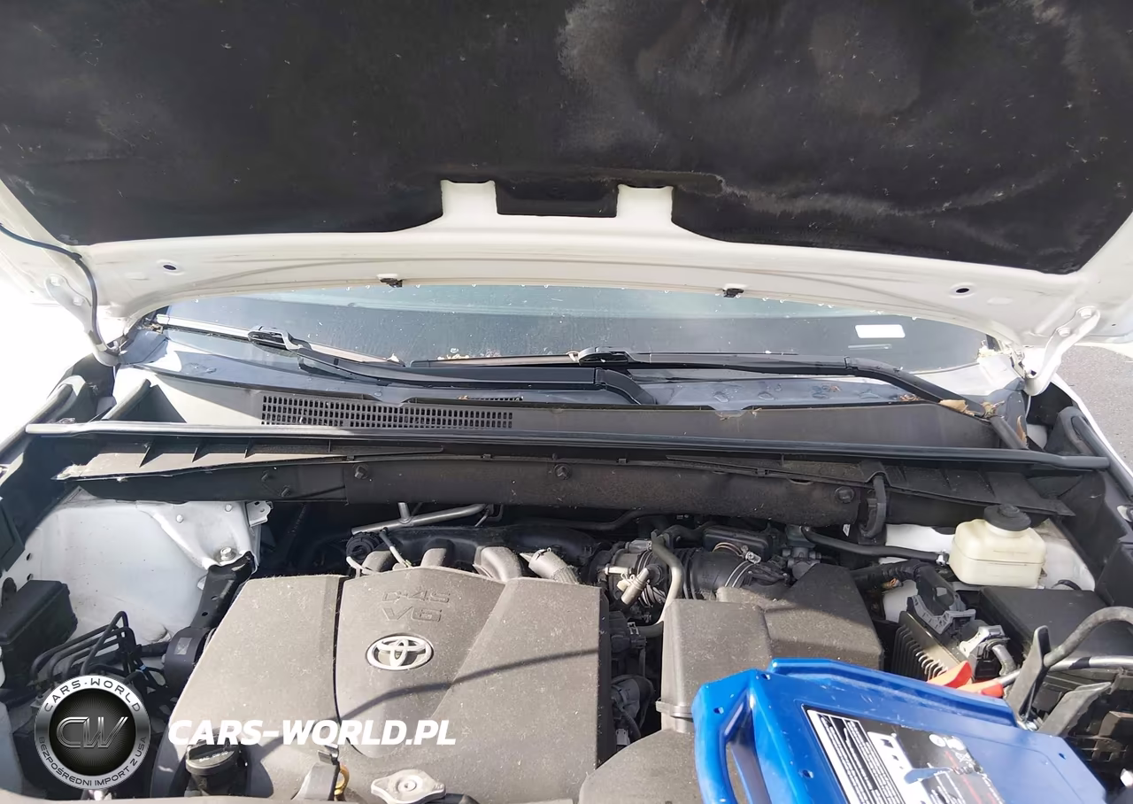 2018 Toyota Highlander Xle VIN:5TDJZRFH2JS550200 - 10