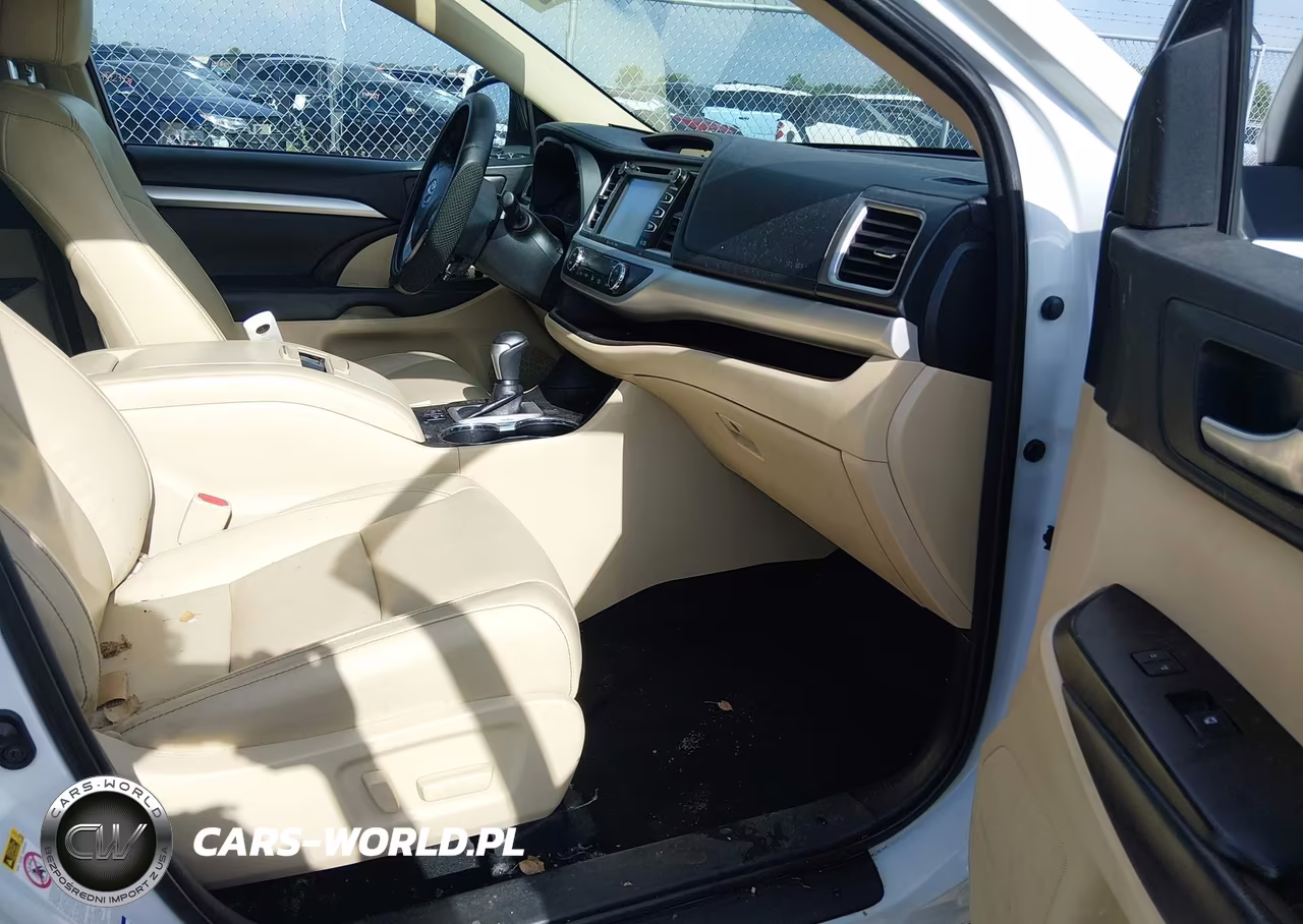 2018 Toyota Highlander Xle VIN:5TDJZRFH2JS550200 - 5