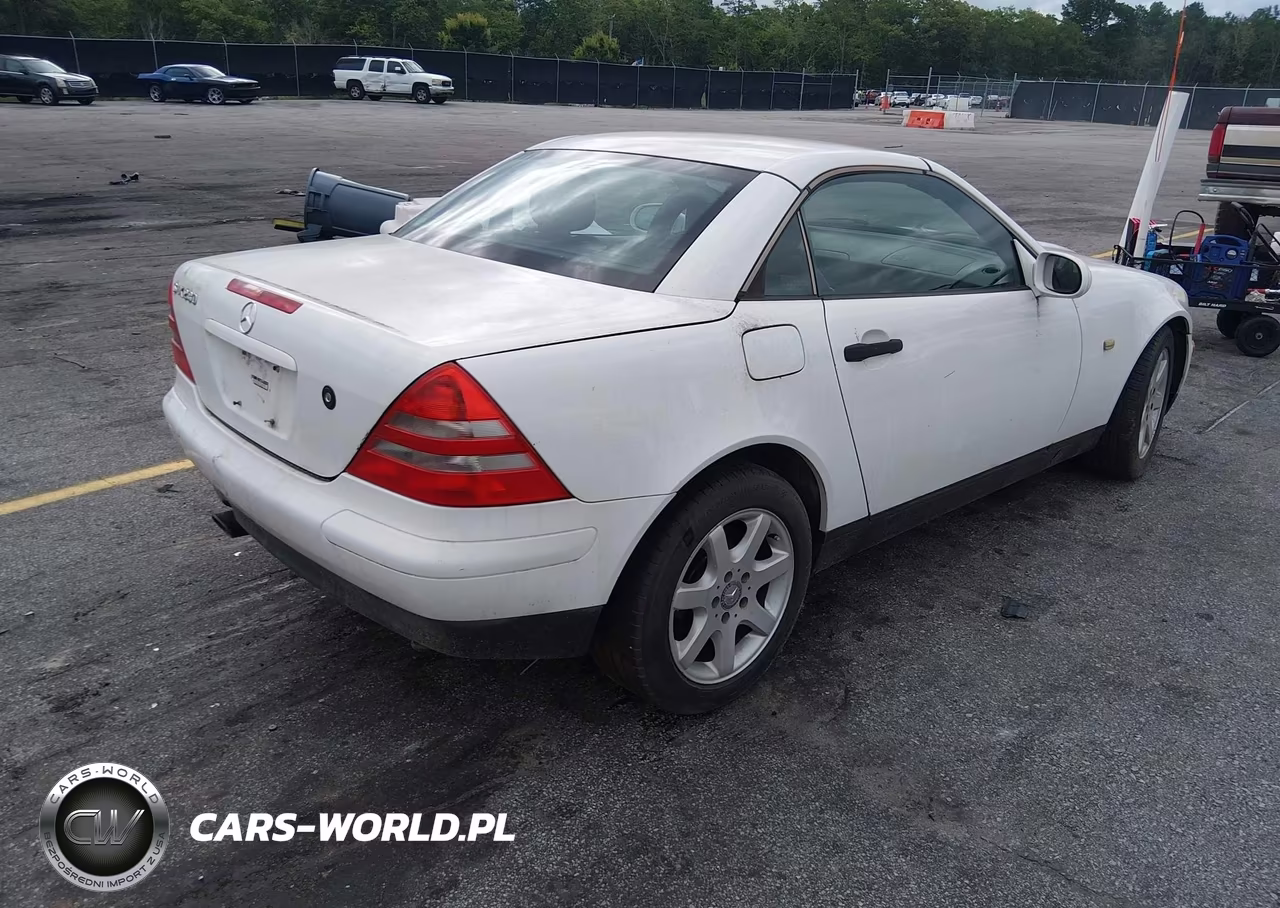 1998 Mercedes-Benz Slk 230 VIN:WDBKK47F2WF065604 - 4