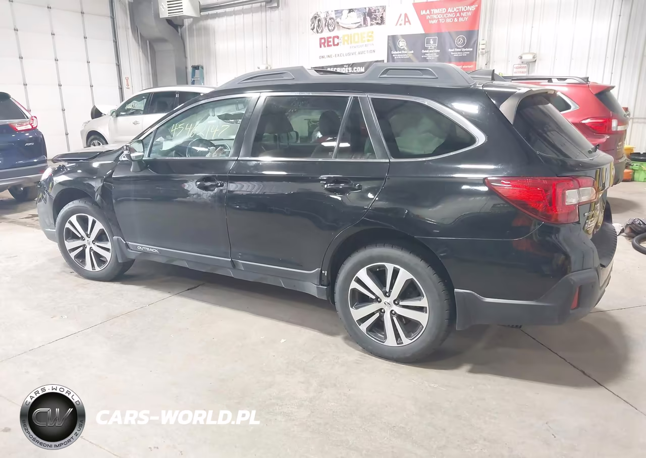 2018 Subaru Outback 2.5I Limited VIN:4S4BSANC1J3266182 - 3