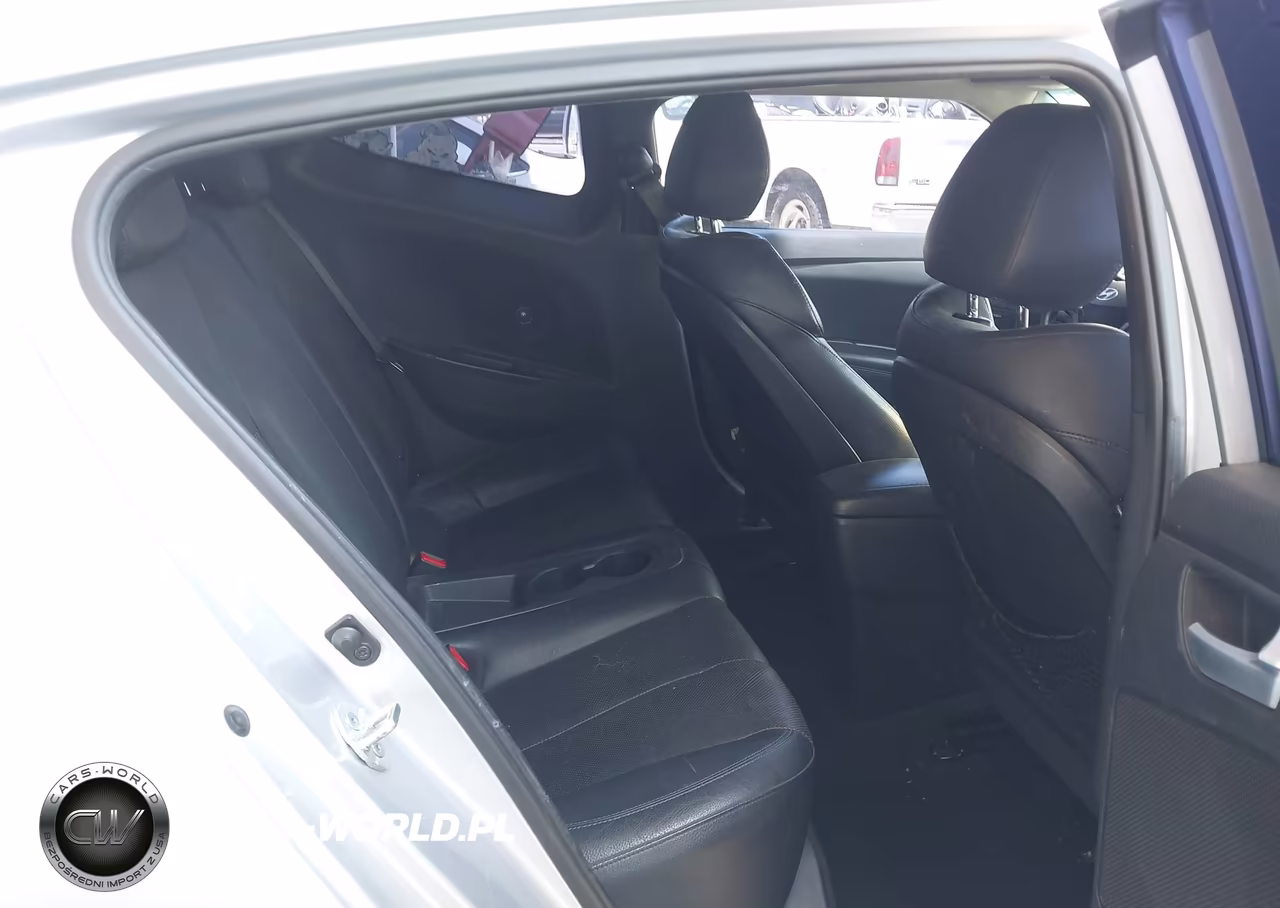 2013 Hyundai Veloster Turbo W-Blue VIN:KMHTC6AE9DU125851 - 8