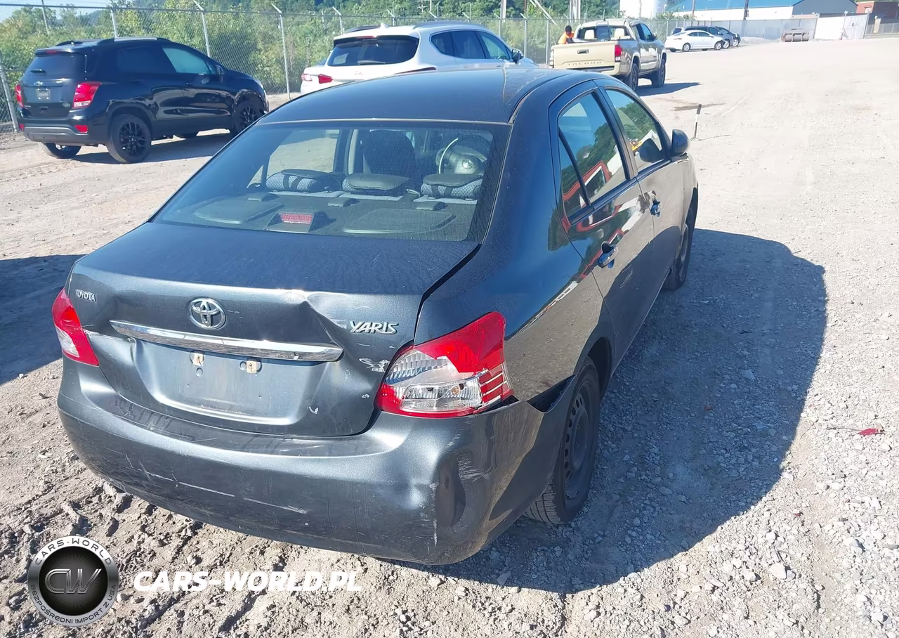 2007 Toyota Yaris VIN:JTDBT923871083533 - 4