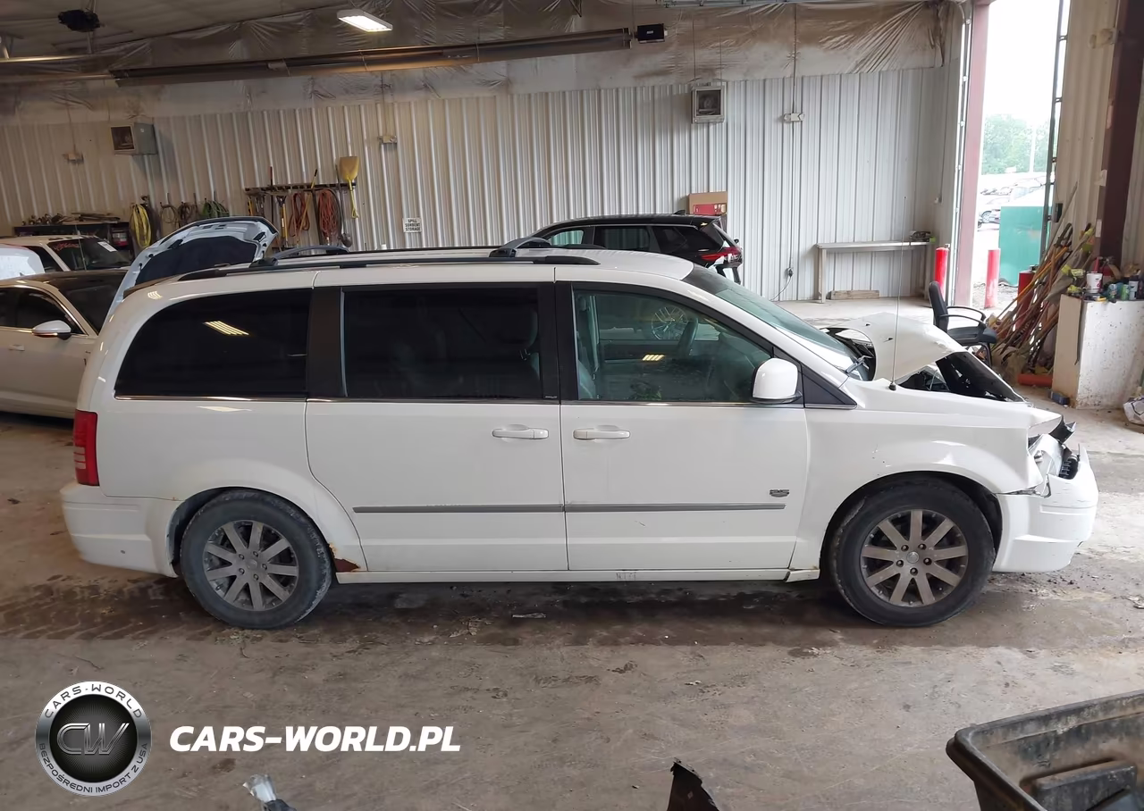 2009 Chrysler Town & Country Touring VIN:2A8HR54109R674864 - 13