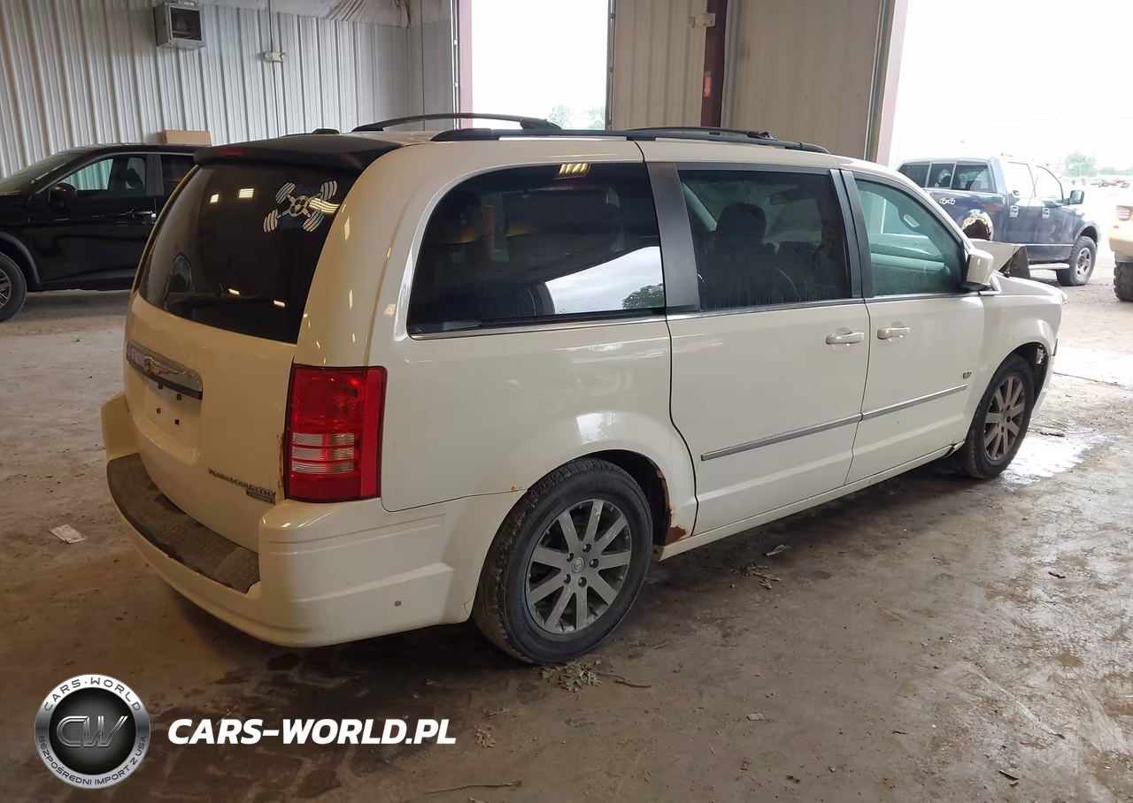 2009 Chrysler Town & Country Touring VIN:2A8HR54109R674864 - 4