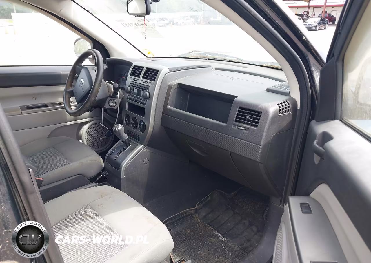 2007 Jeep Compass Sport VIN:1J8FF47W27D356262 - 5