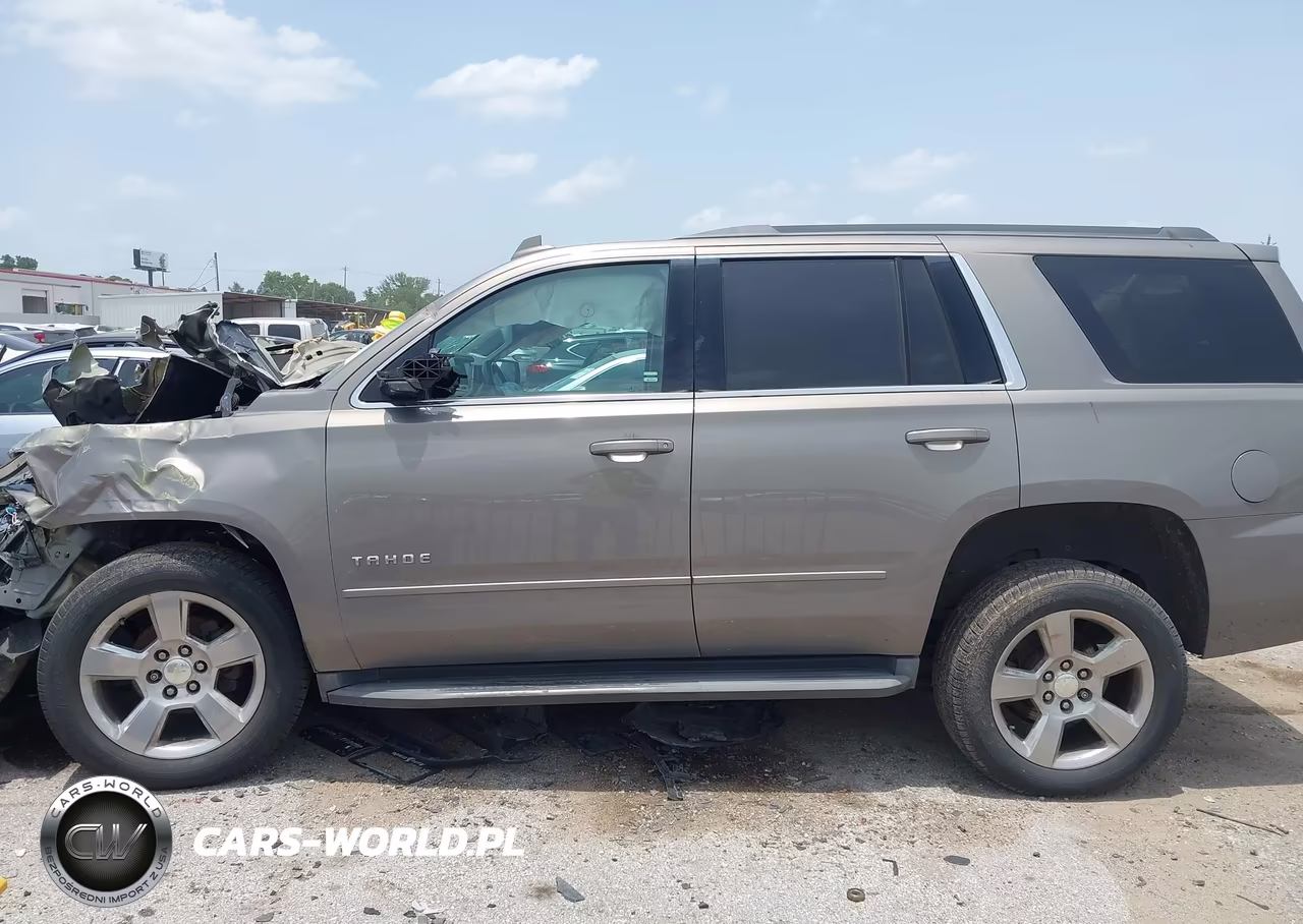 2017 Chevrolet Tahoe Ls VIN:1GNSCAKC5HR133588 - 14