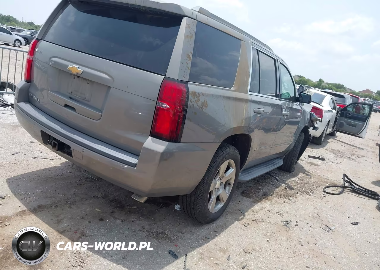 2017 Chevrolet Tahoe Ls VIN:1GNSCAKC5HR133588 - 4