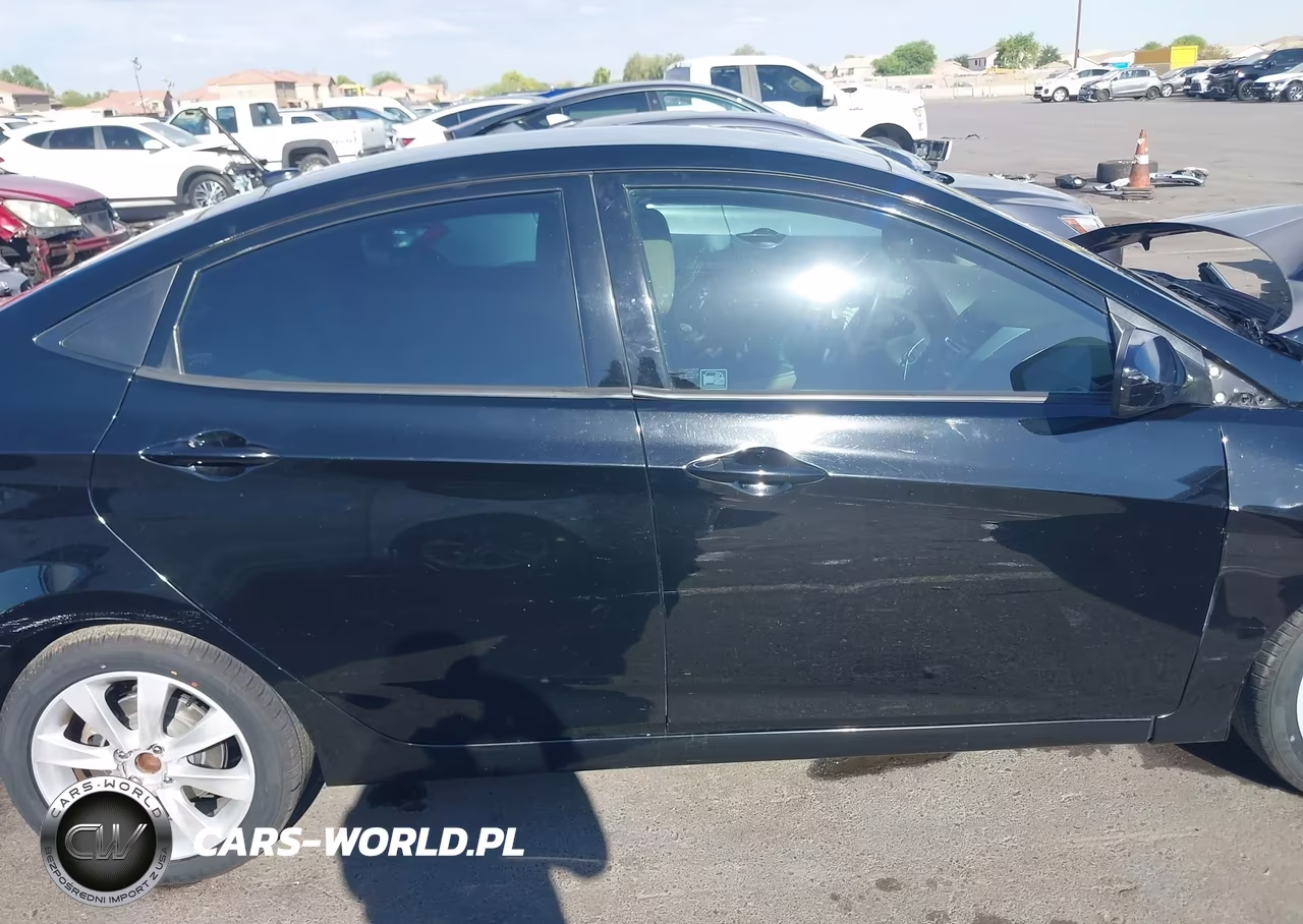 2012 Hyundai Accent Gls VIN:KMHCU4AE2CU137016 - 14