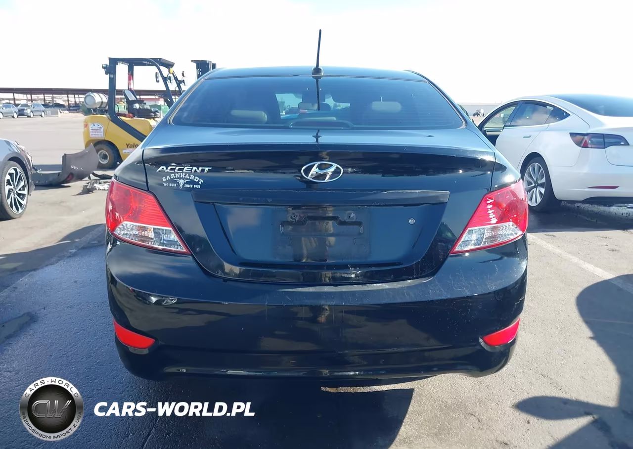 2012 Hyundai Accent Gls VIN:KMHCU4AE2CU137016 - 17