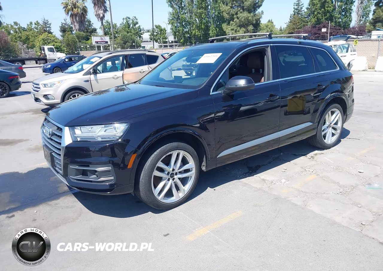 2018 Audi Q7 3.0T Premium VIN:WA1VAAF72JD029727 - 2