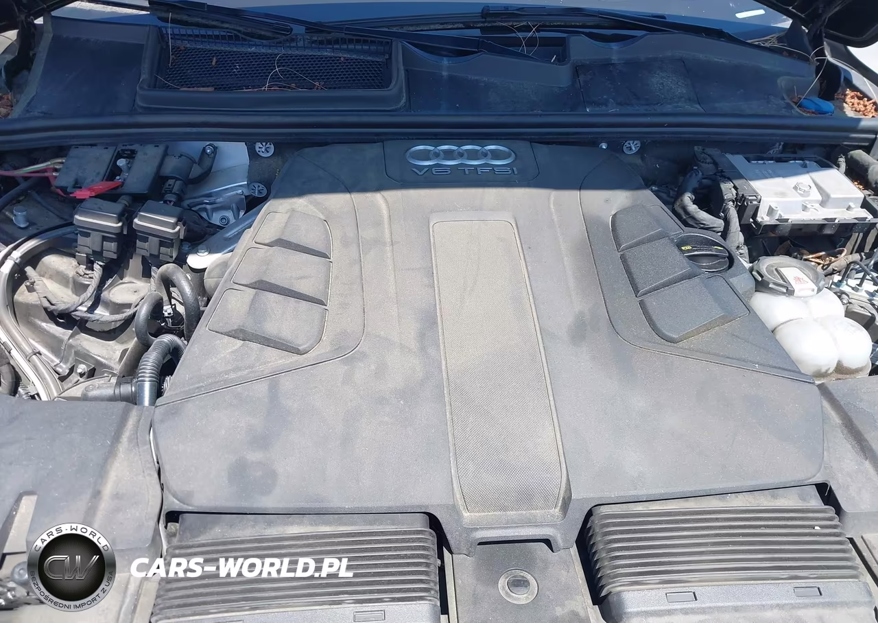 2018 Audi Q7 3.0T Premium VIN:WA1VAAF72JD029727 - 6
