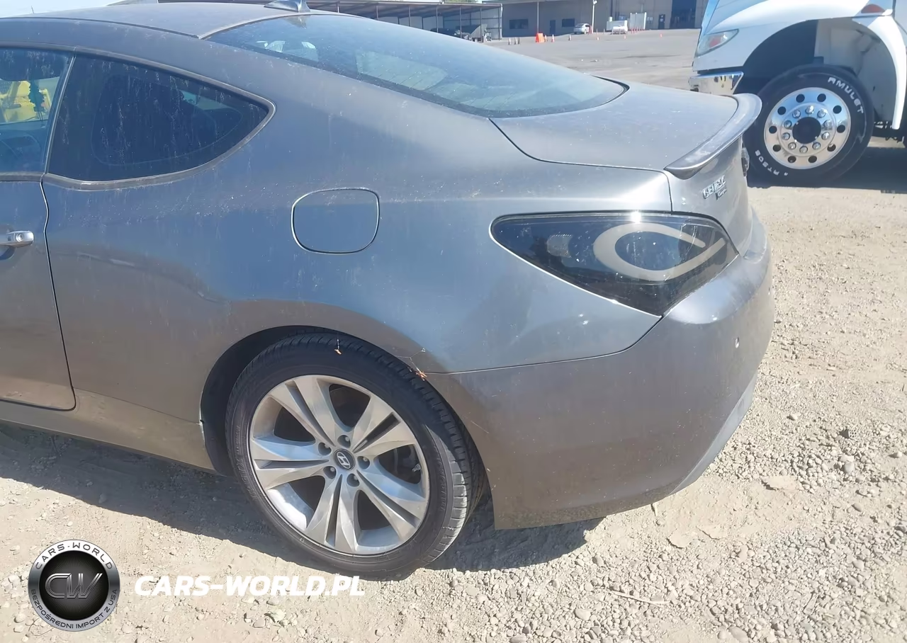 2011 Hyundai Genesis 3.8 Grand Touring VIN:KMHHU6KH2BU046014 - 6