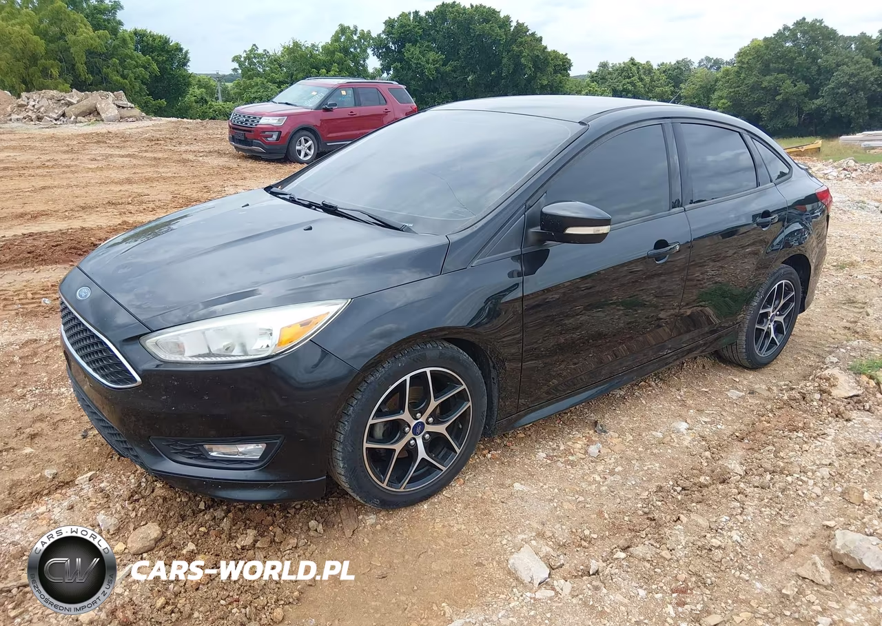 2015 Ford Focus Se VIN:1FADP3FE2FL348266 - 2