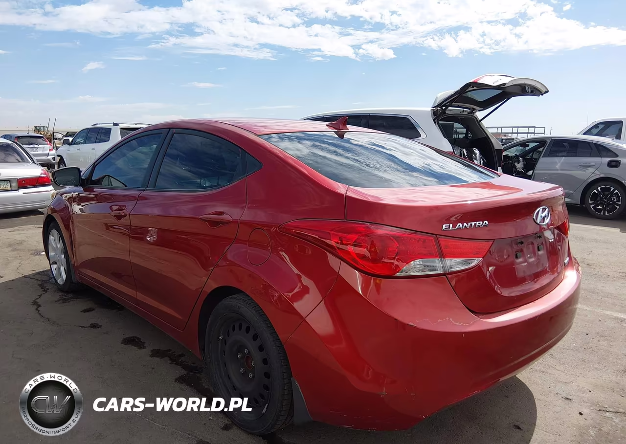 2013 Hyundai Elantra Limited VIN:KMHDH4AE8DU859584 - 3
