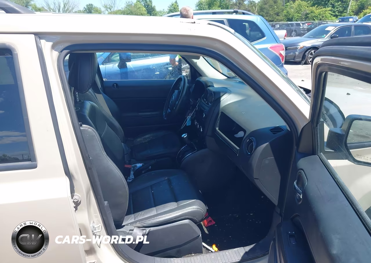 2017 Jeep Patriot High Altitude VIN:1C4NJRFB3HD139902 - 5