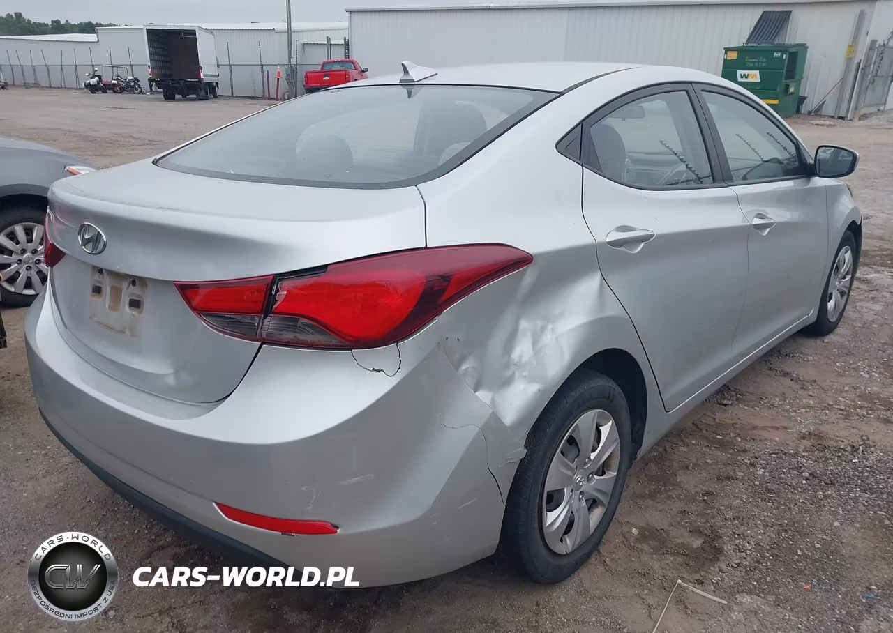 2016 Hyundai Elantra Se VIN:5NPDH4AE0GH714042 - 4