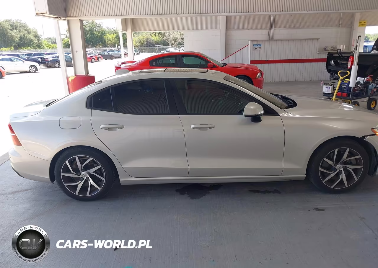 2019 Volvo S60 T6 Momentum VIN:7JRA22TKXKG006701 - 13