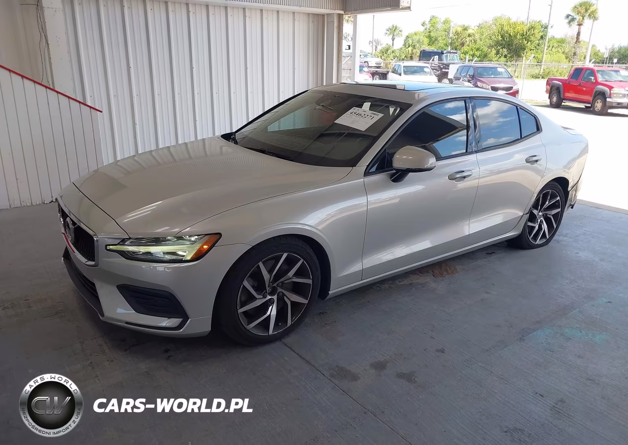 2019 Volvo S60 T6 Momentum VIN:7JRA22TKXKG006701 - 2