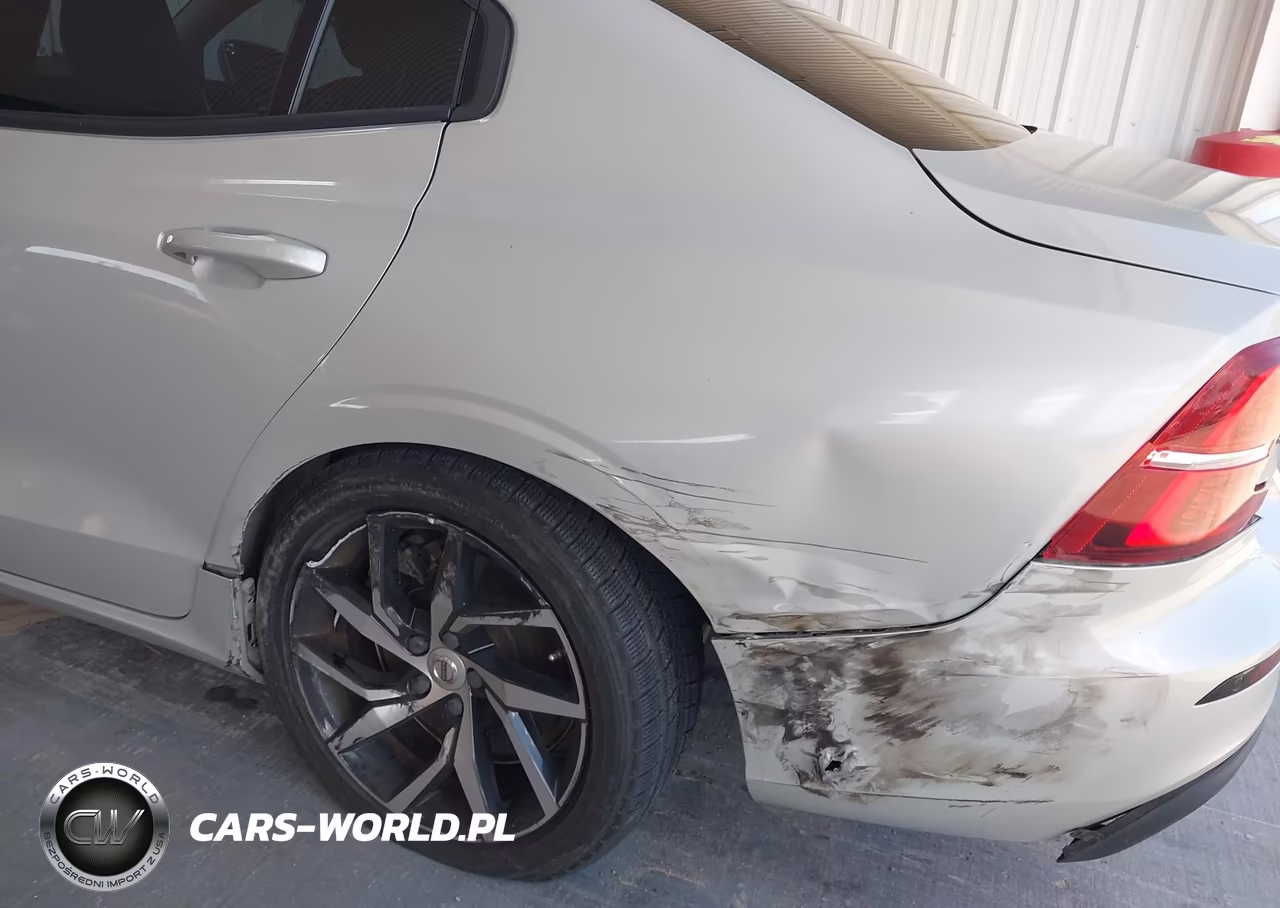 2019 Volvo S60 T6 Momentum VIN:7JRA22TKXKG006701 - 6