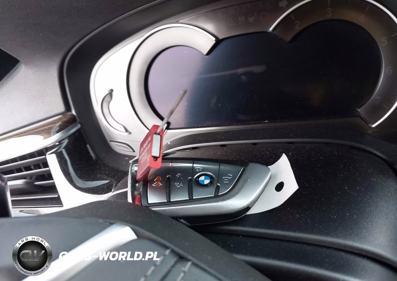 2019 BMW 530I VIN:WBAJA5C53KWW07660 - 11