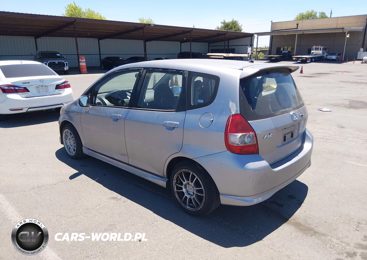 2008 Honda Fit Sport VIN:JHMGD38618S012346 - 3