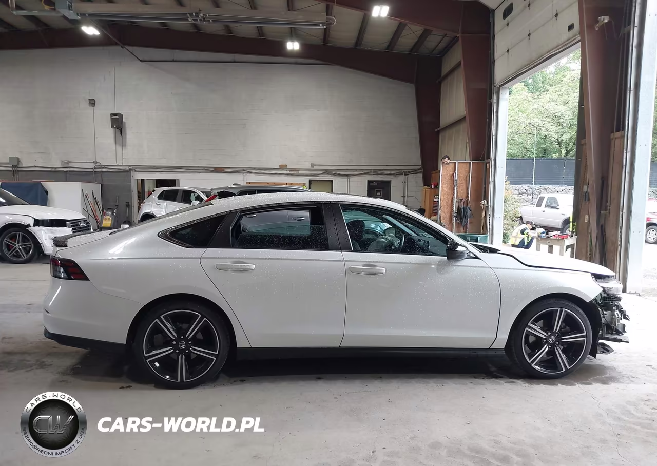 2023 Honda Accord Hybrid Sport VIN:1HGCY2F55PA049446 - 13